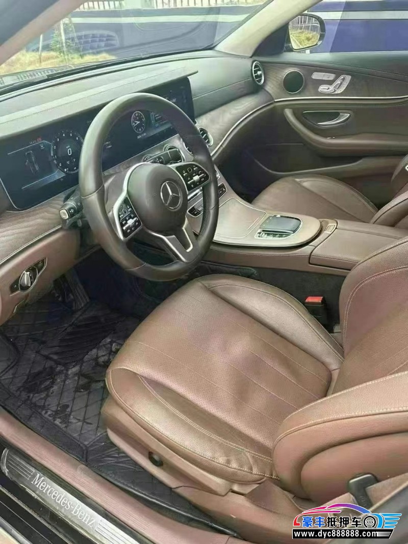 20年奔驰E轿车抵押车出售