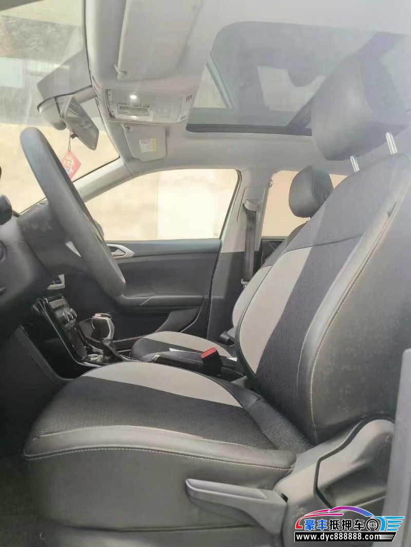 21年大众探影轿车抵押车出售