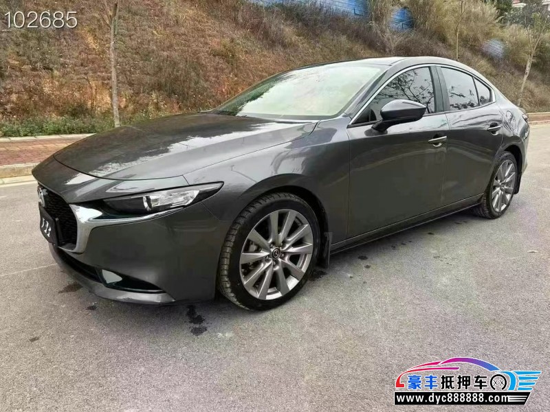 20年马自达昂克赛拉轿车抵押车出售