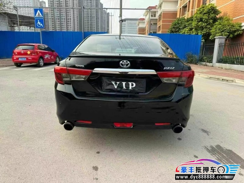 12年丰田锐志轿车抵押车出售