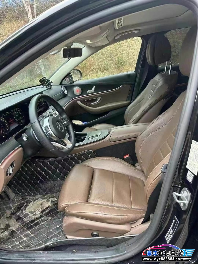 20年奔驰E轿车抵押车出售