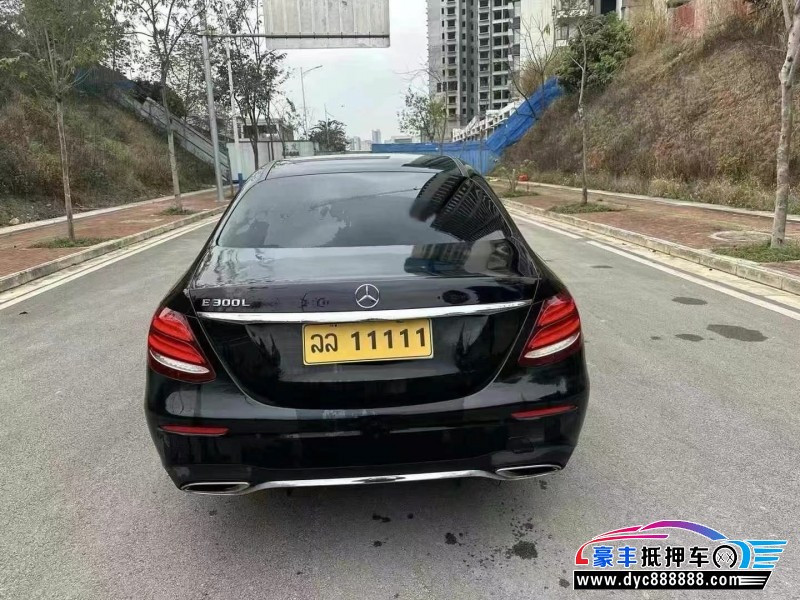 20年奔驰E轿车抵押车出售