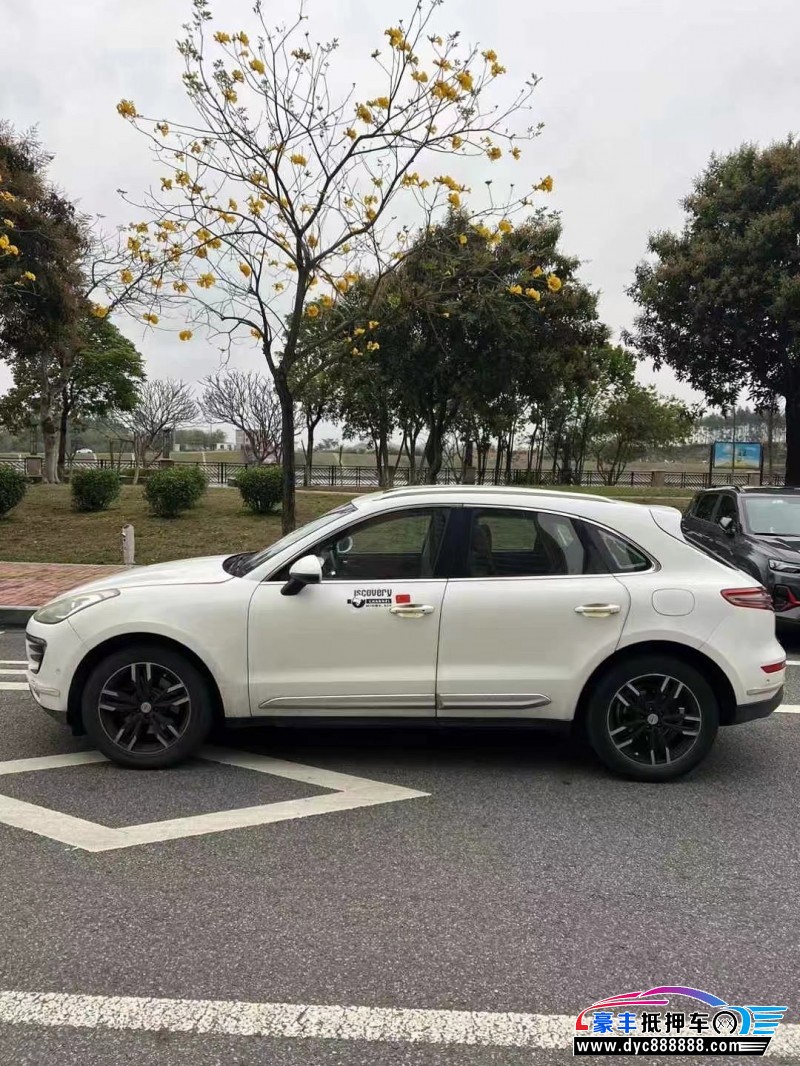 19年众泰SR9轿车抵押车出售