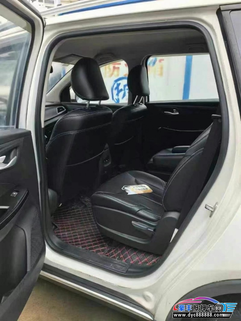 19年宝骏730轿车抵押车出售