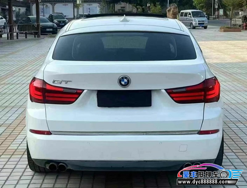 14年宝马5系GT轿车抵押车出售