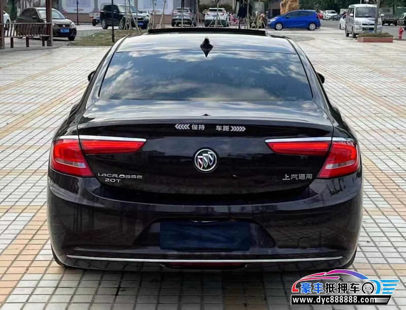 17年别克君越轿车抵押车出售