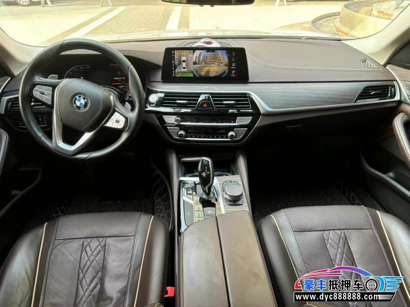 20年宝马5系轿车抵押车出售