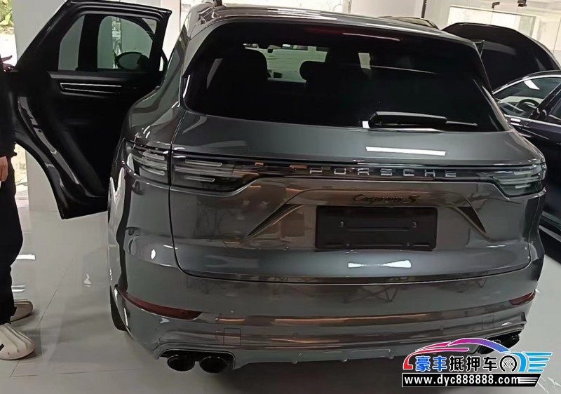 24年保时捷卡宴轿车抵押车出售