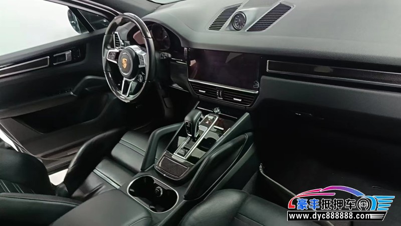 24年保时捷卡宴轿车抵押车出售