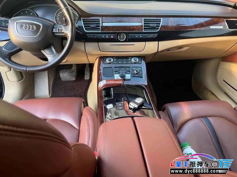 11年奥迪A8L轿车抵押车出售