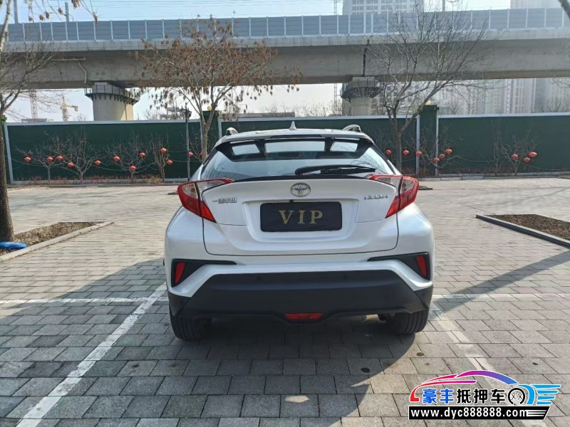 22年丰田奕泽轿车抵押车出售