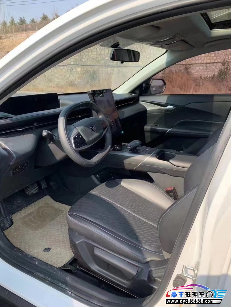 24年长安逸达轿车抵押车出售