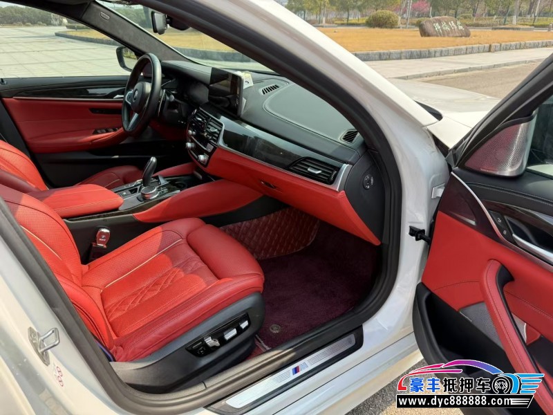 19年宝马5系轿车抵押车出售