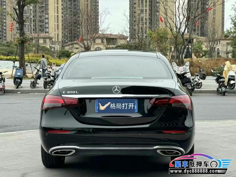 23年奔驰E轿车抵押车出售