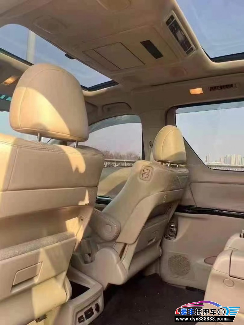 13年丰田埃尔法MPV抵押车出售