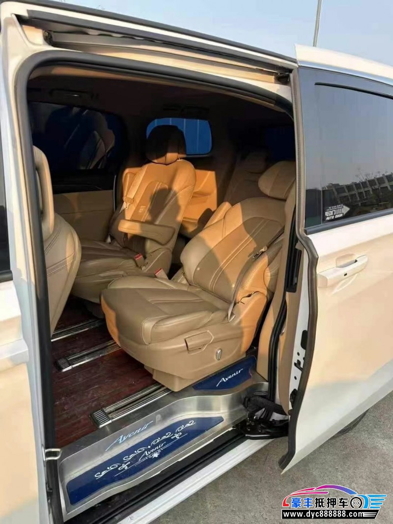 21年别克GL8MPV抵押车出售