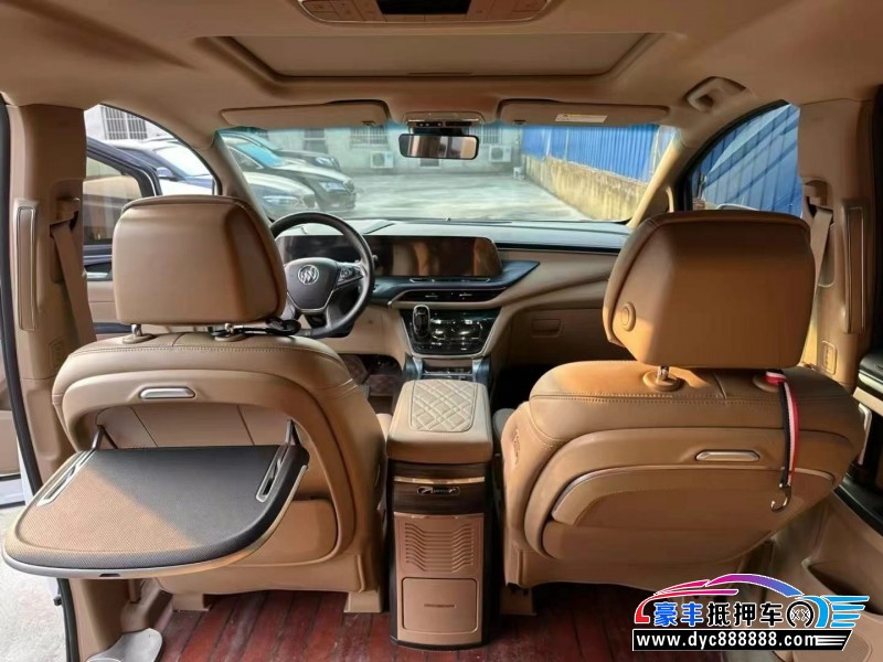 21年别克GL8MPV抵押车出售