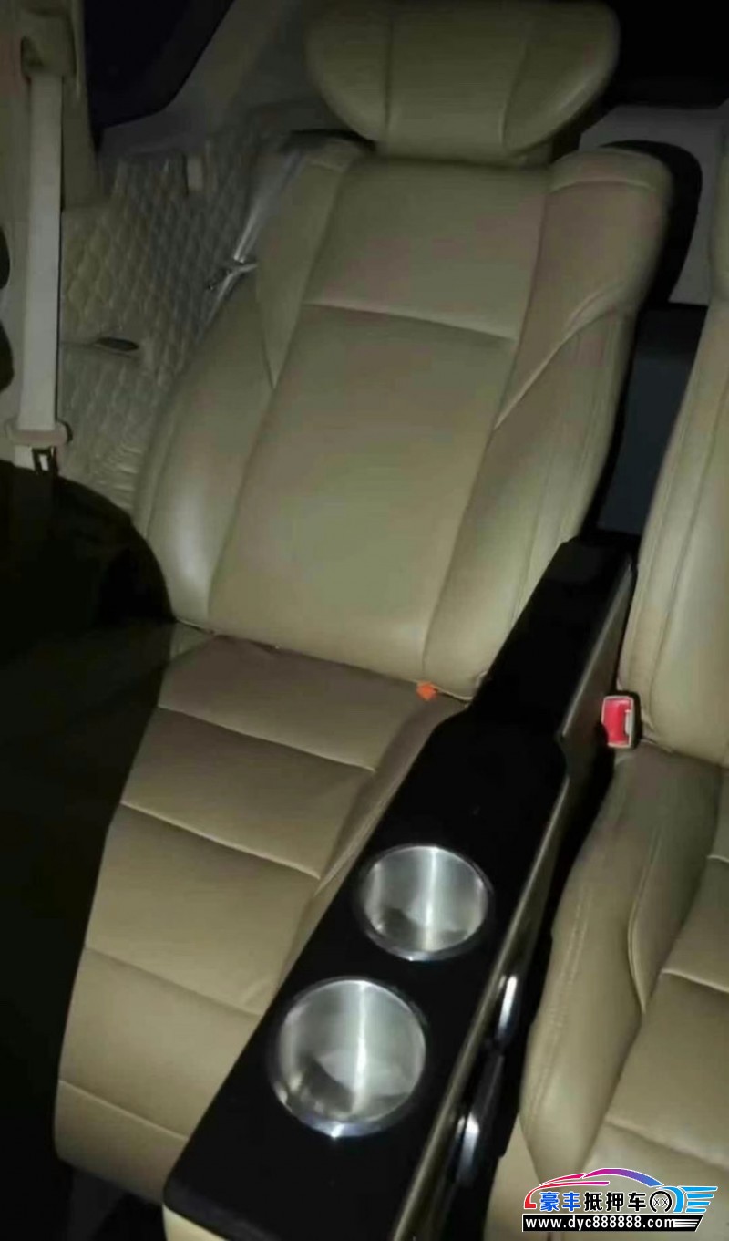 14年丰田普拉多（霸道）轿车抵押车出售