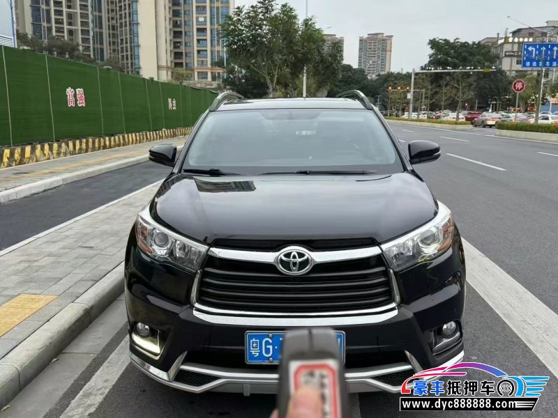 15年丰田汉兰达轿车抵押车出售