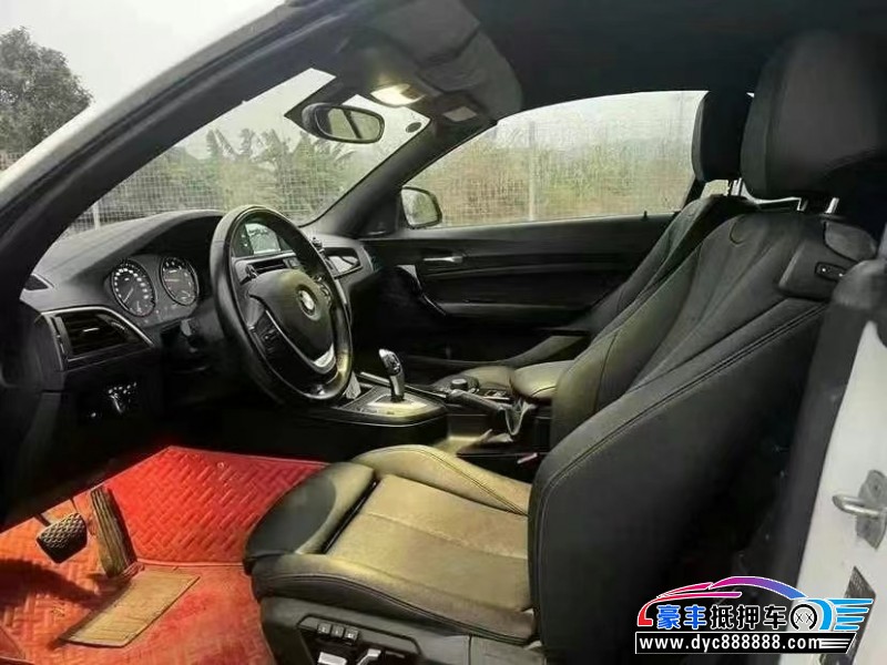 21年宝马2系轿车抵押车出售