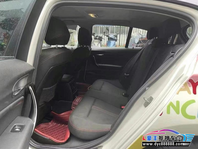 16年宝马1系轿车抵押车出售