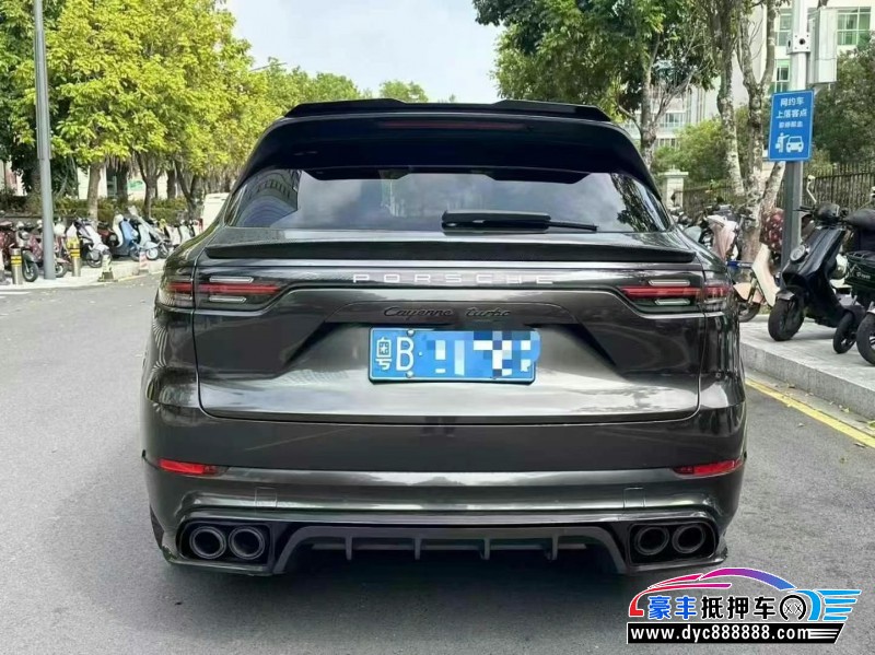 18年保时捷卡宴轿车抵押车出售