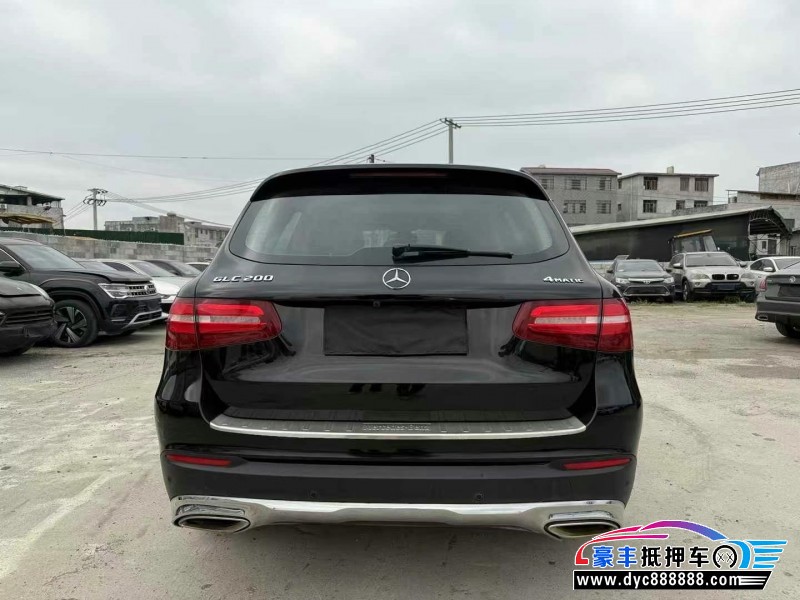 16年奔驰GLC轿车抵押车出售