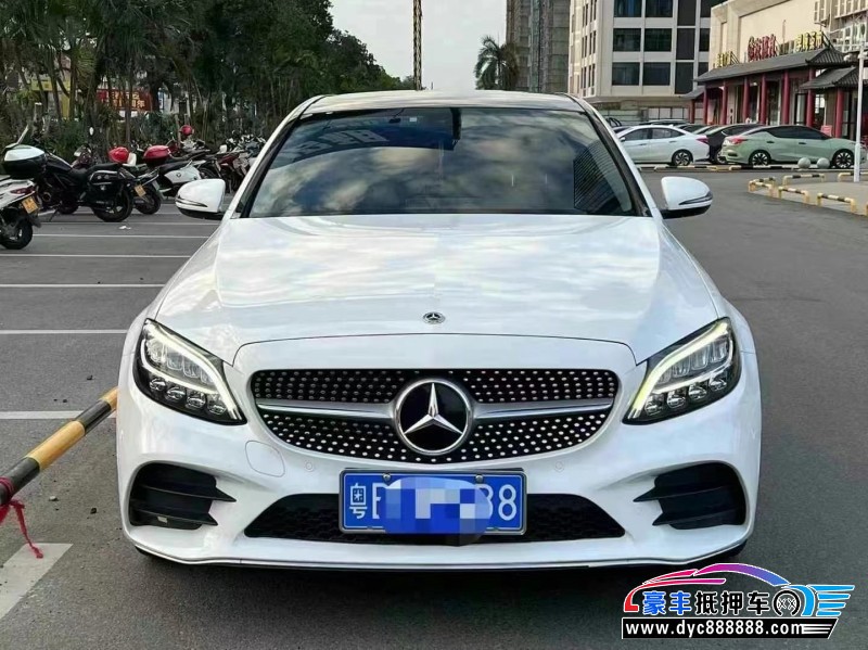 22年奔驰C轿车抵押车出售