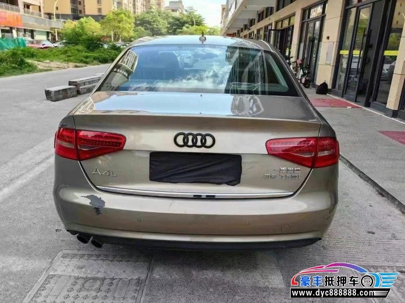 13年奥迪A4轿车抵押车出售