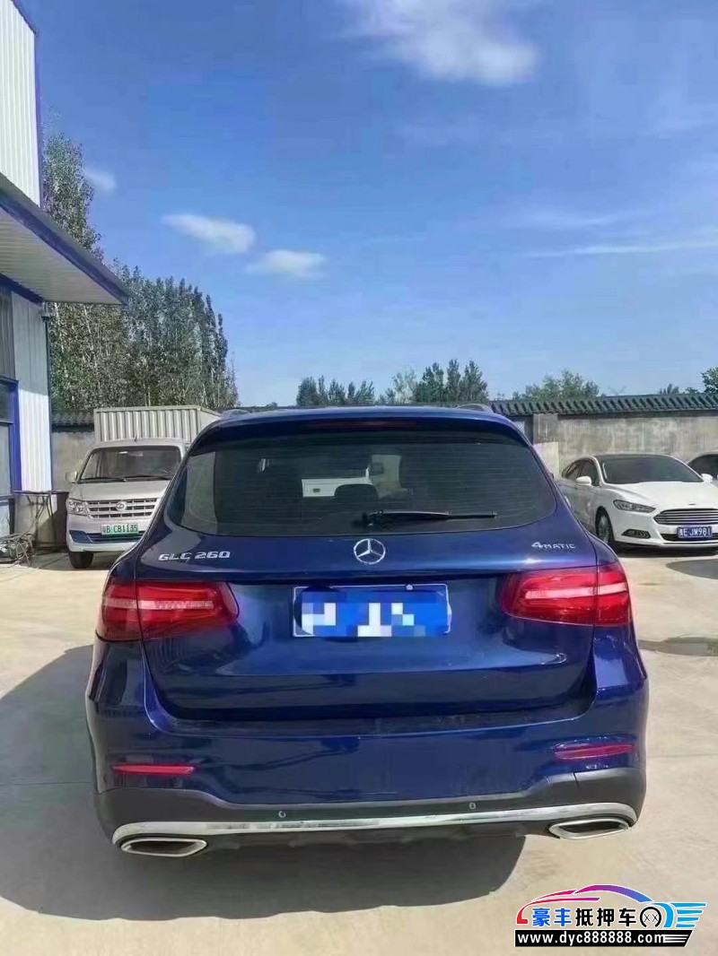 18年奔驰GLC轿车抵押车出售