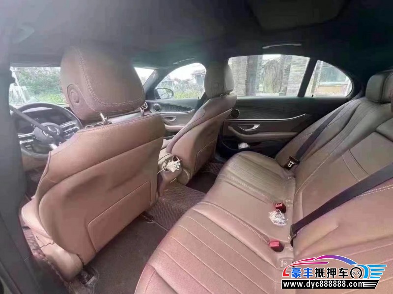 23年奔驰E轿车抵押车出售