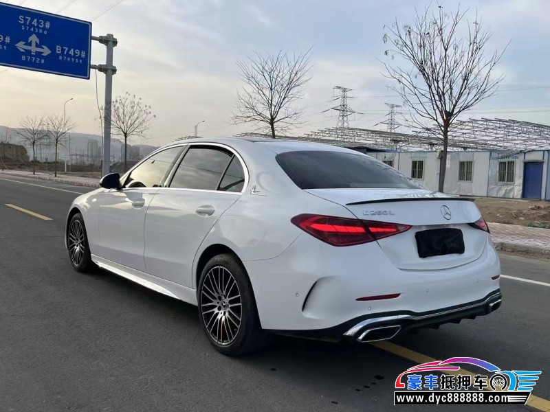 23年奔驰C轿车抵押车出售