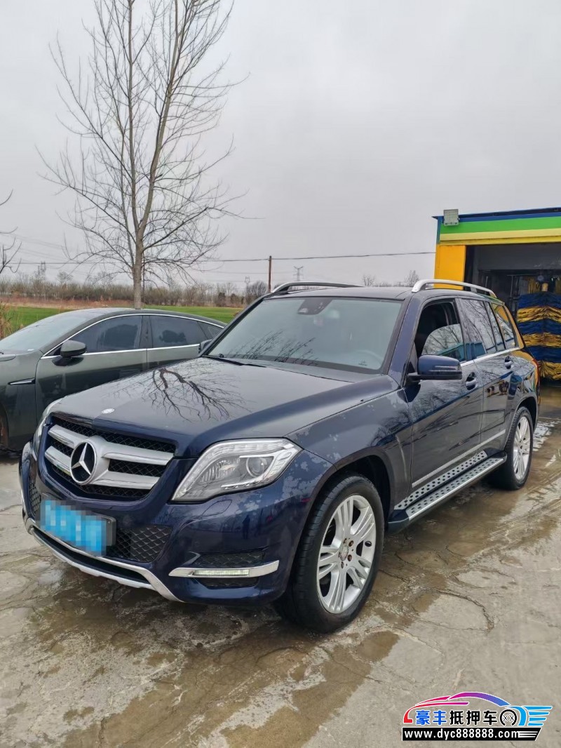 13年奔驰GLK轿车抵押车出售