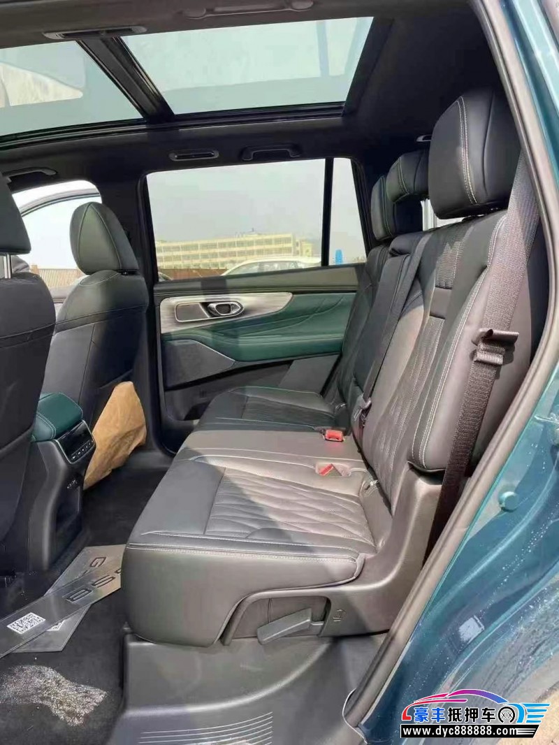 25年传祺GS8轿车抵押车出售