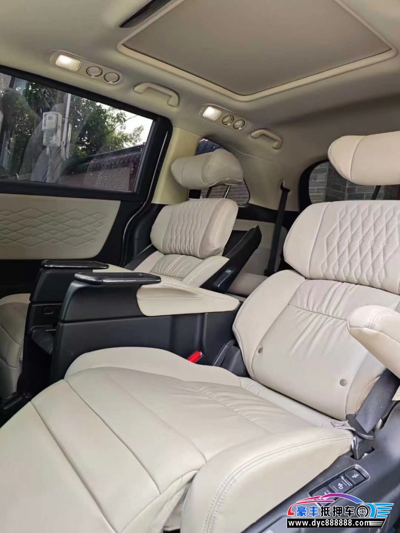 24年本田艾力绅轿车抵押车出售