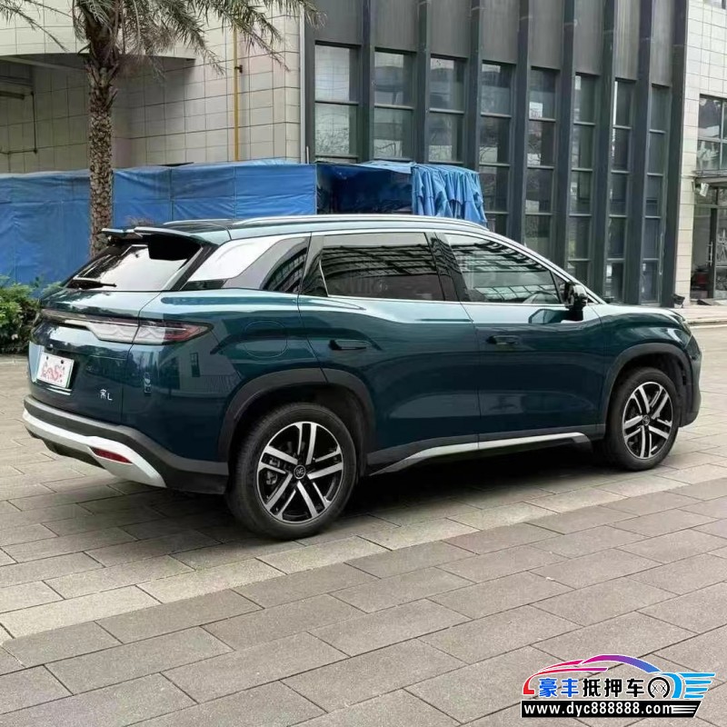 24年比亚迪宋轿车抵押车出售