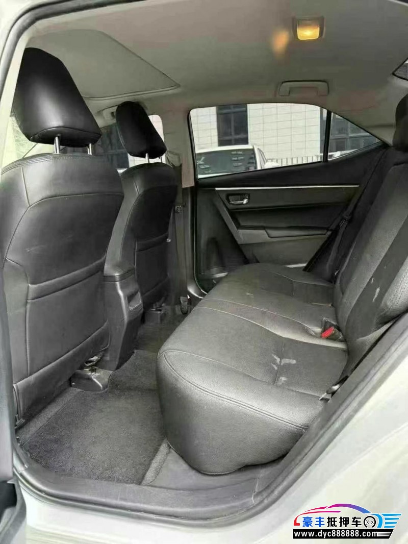 19年丰田卡罗拉轿车抵押车出售