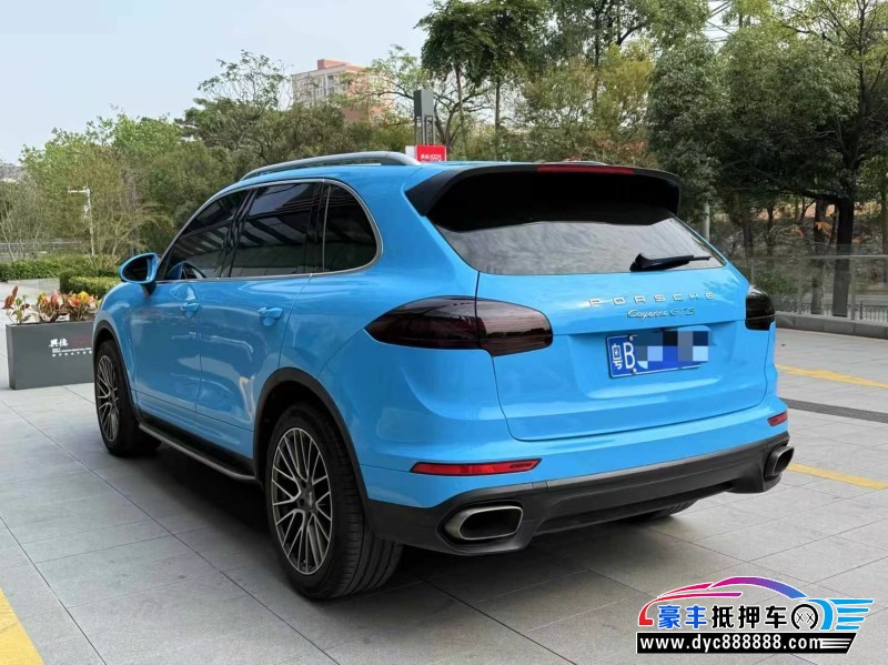 16年保时捷卡宴轿车抵押车出售