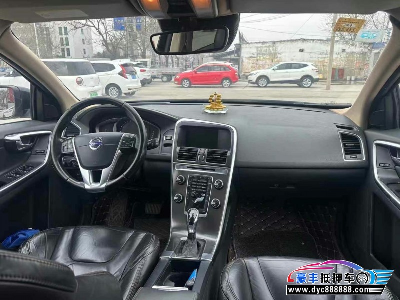 14年沃尔沃XC60轿车抵押车出售