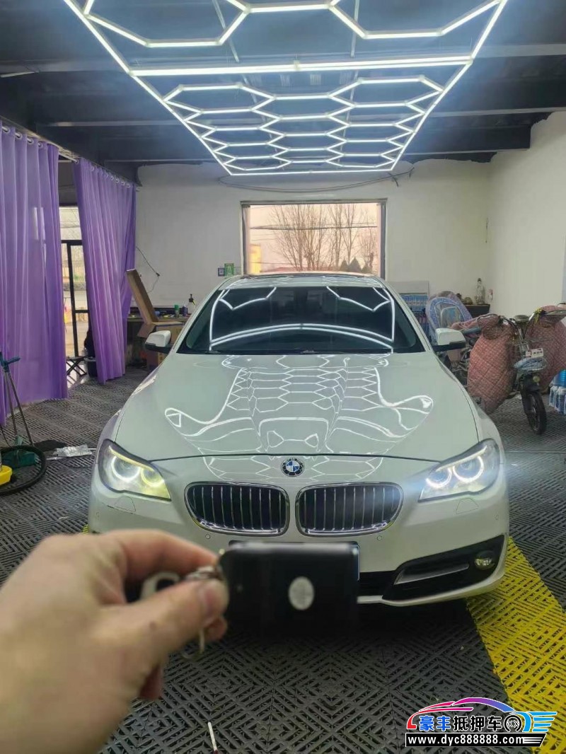 15年宝马5系轿车抵押车出售