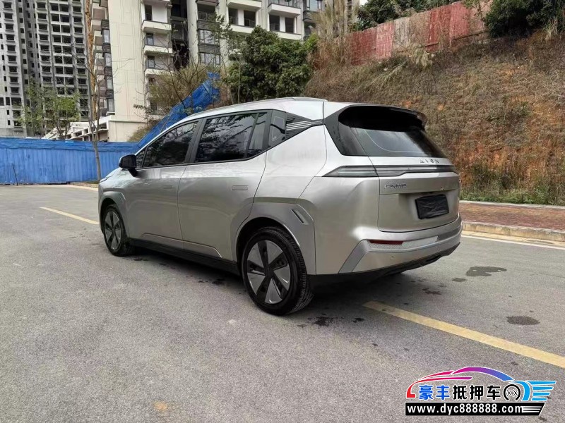 24年埃安Y80轿车抵押车出售