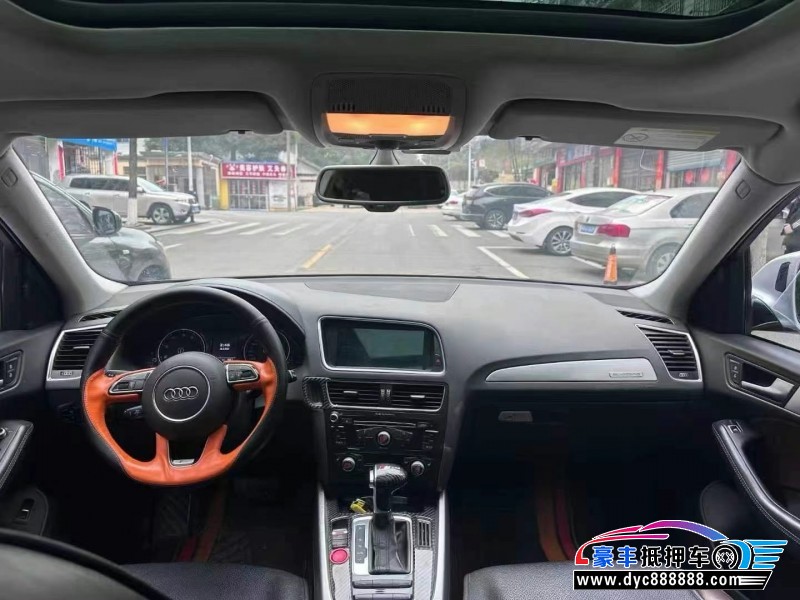 18年奥迪Q5轿车抵押车出售