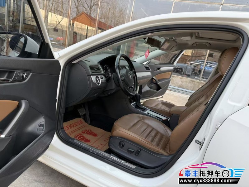 14年大众帕萨特轿车抵押车出售