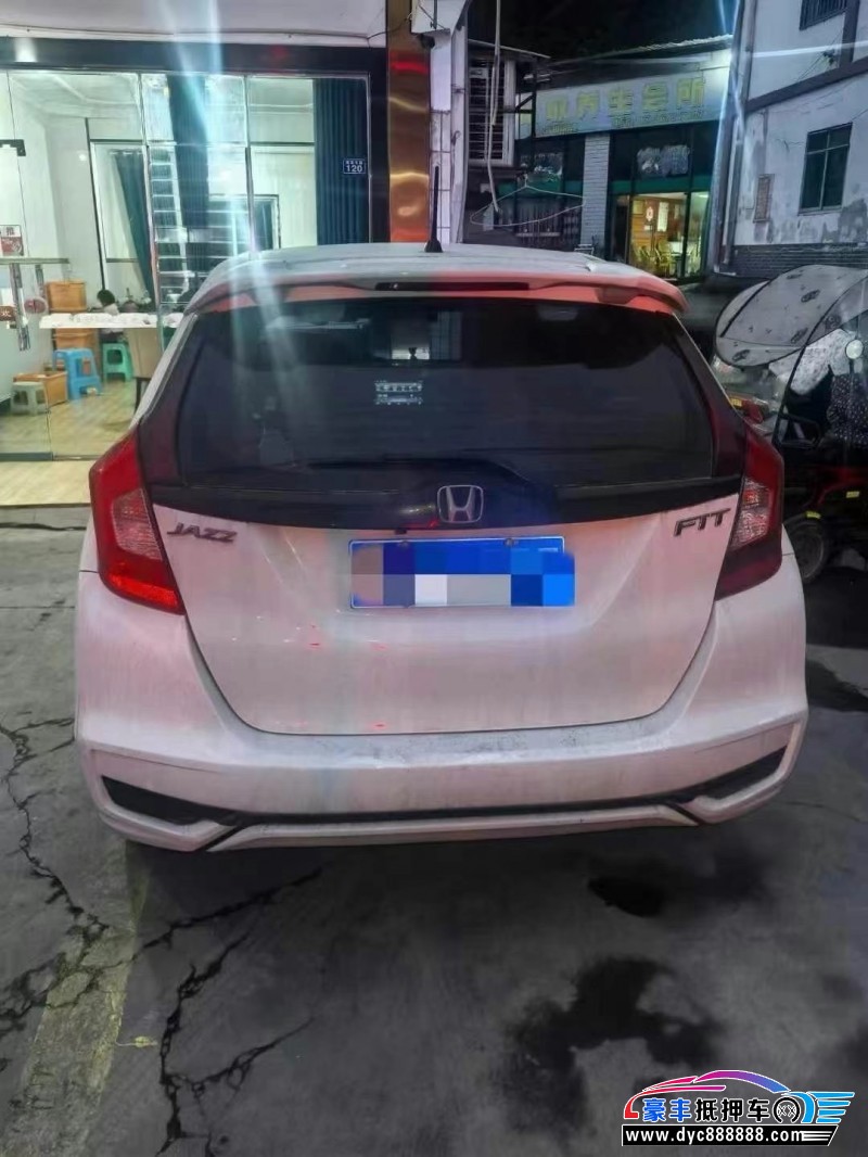 19年本田飞度轿车抵押车出售