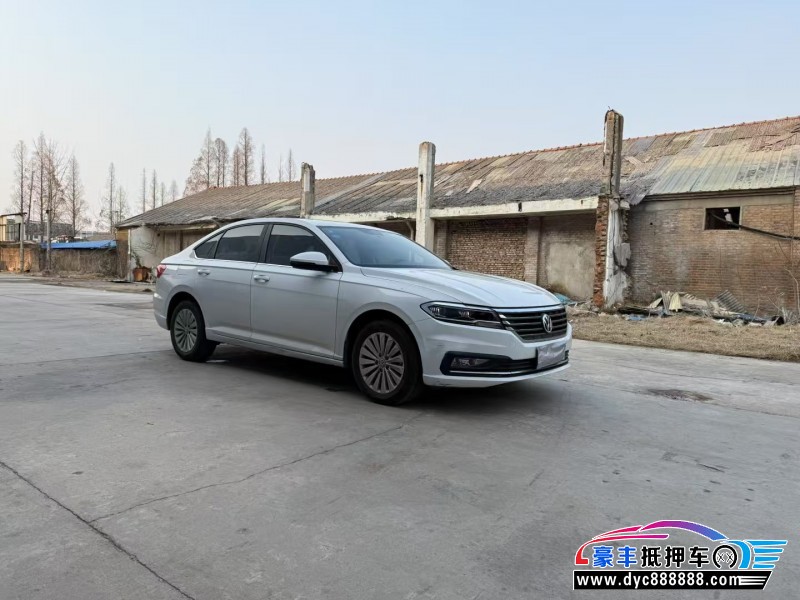 20年大众朗逸轿车抵押车出售