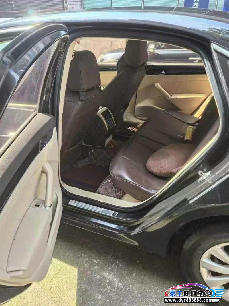 15年大众帕萨特轿车抵押车出售