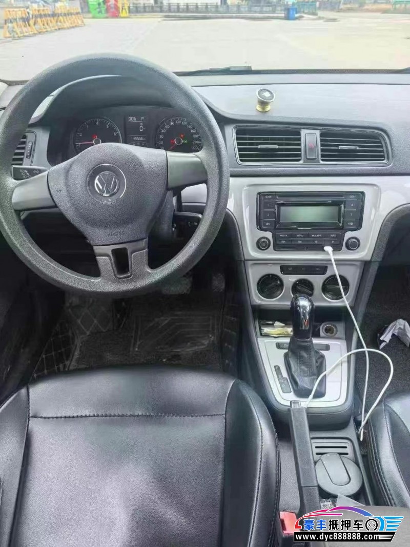 16年大众朗逸轿车抵押车出售