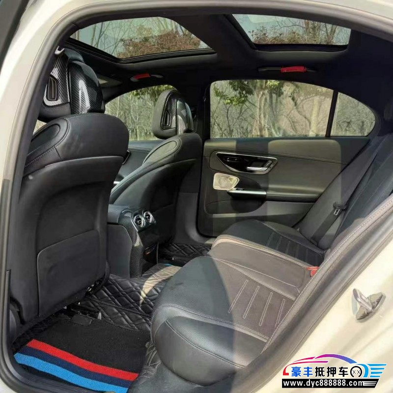 22年奔驰C轿车抵押车出售