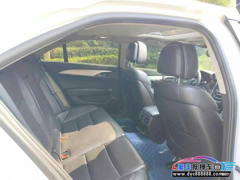 17年凯迪拉克ATS轿车抵押车出售