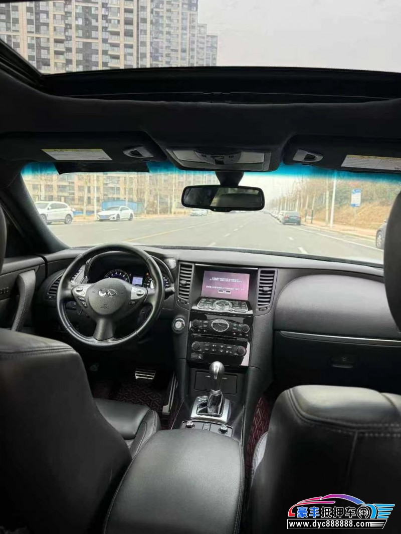 17年英菲尼迪QX70轿车抵押车出售